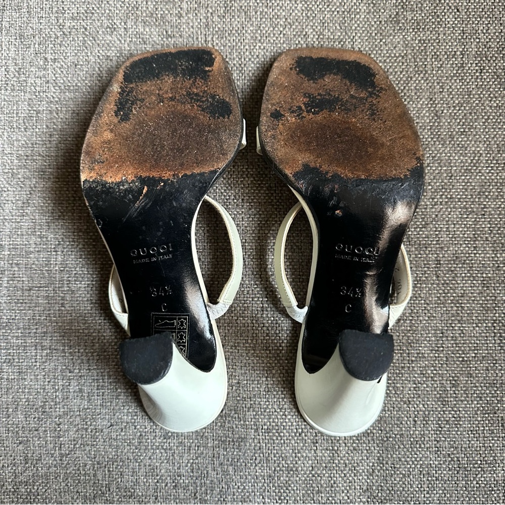 Vintage white Gucci horsebit heels - Picture 8 of 8